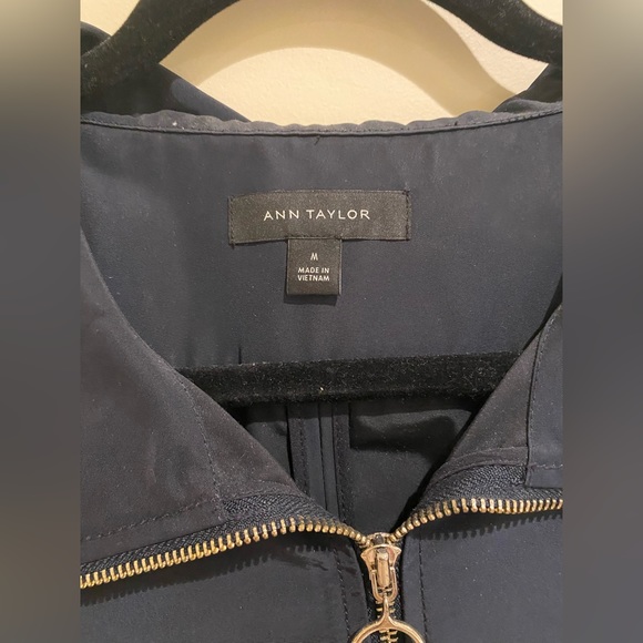 Ann Taylor  Navy Anorak Windbreaker - Picture 3 of 6